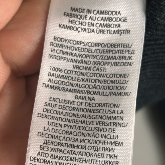 Polo Ralph Lauren full-zip knit jacket with a mock neck and embroidered logo. - Picture 4 of 6